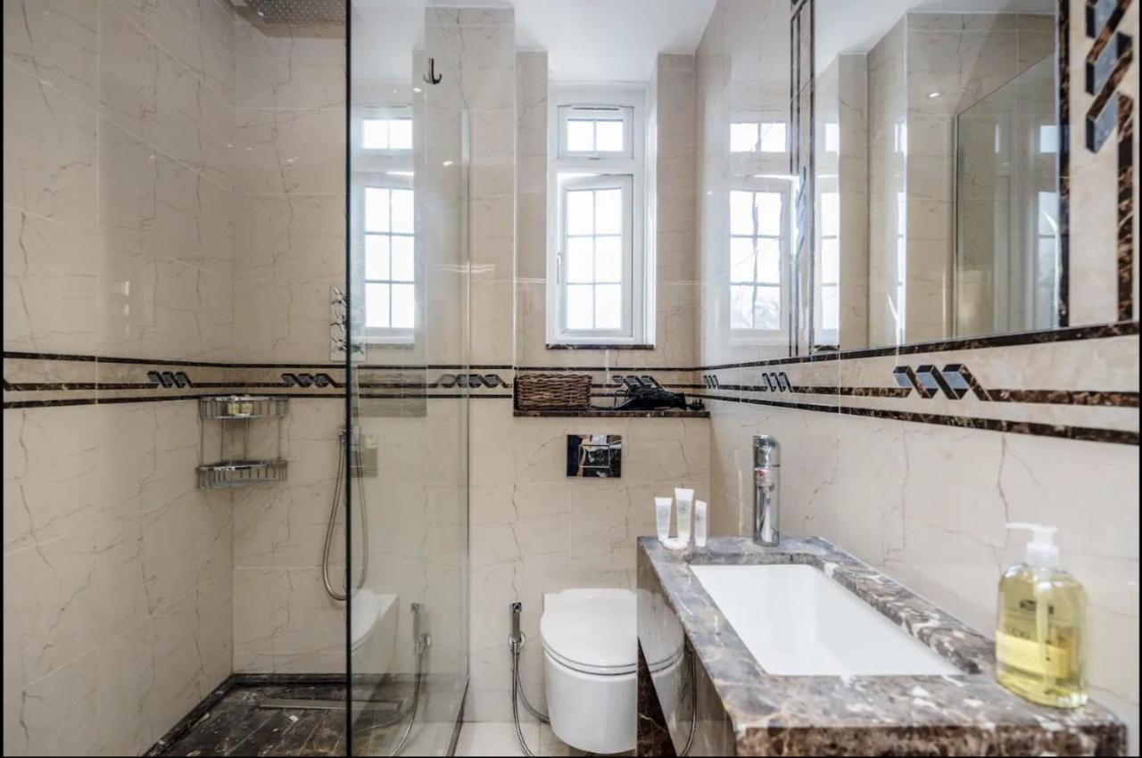Luxe - Hyde Park - 2bed 3bath A/c + Lift Апартаменты