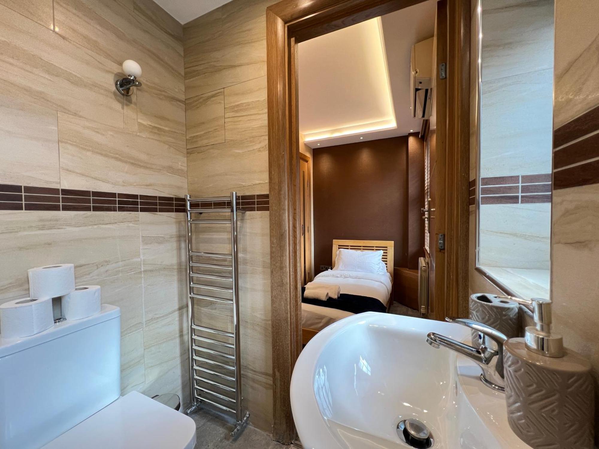 Апартаменты Luxe - Hyde Park - 2bed 3bath A/c + Lift *